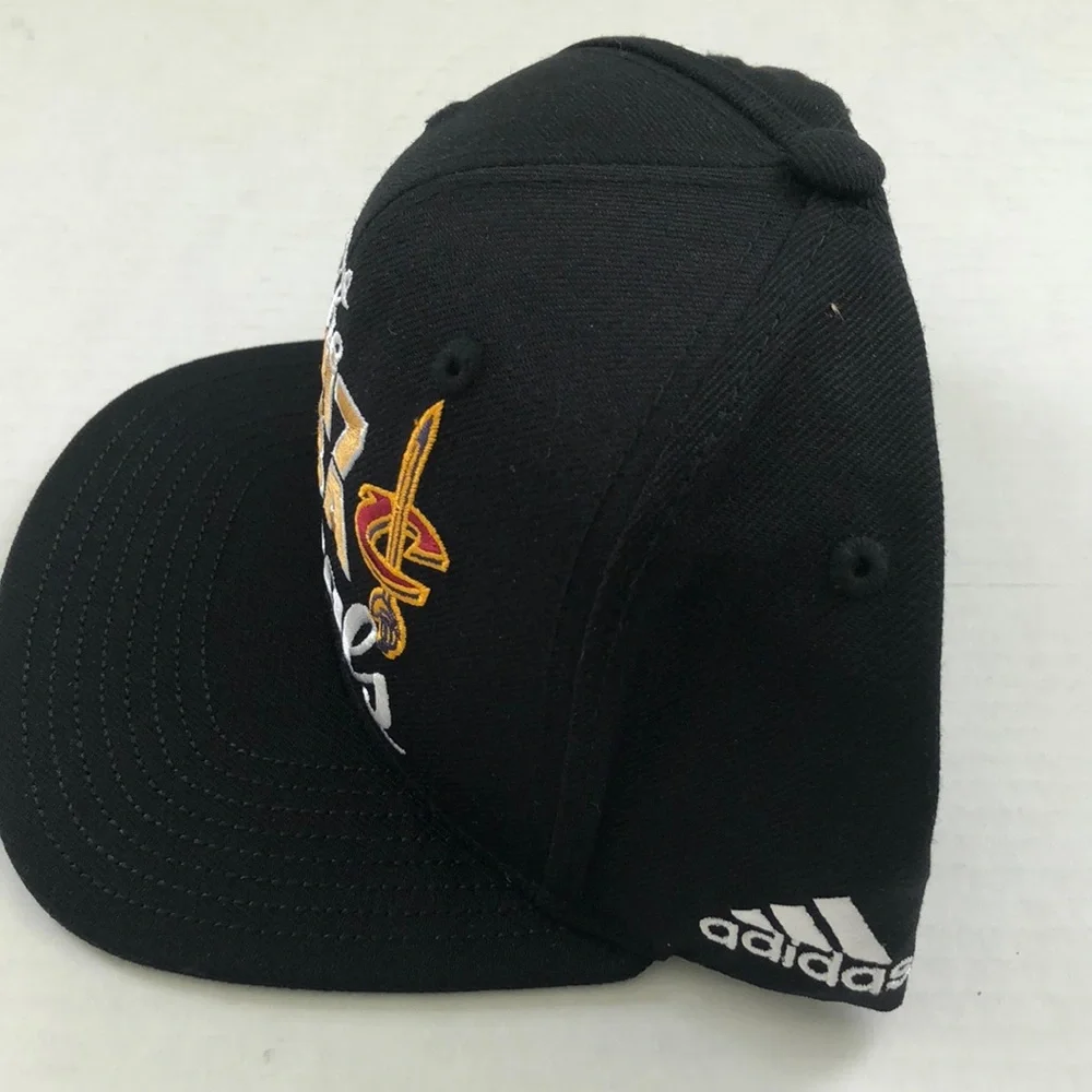 Cleveland Cavaliers 2017 NBA Finals Adidas Hat - Picture 3 of 4